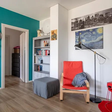 Kind Park - Sleek With Terrace & Parking Appartement